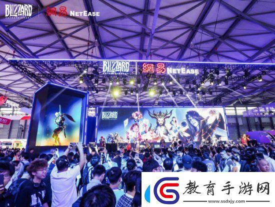 CJ暴雪展臺熱度爆棚！COSER合影、展館活動豐富