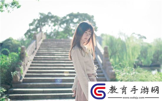 適合做前看的短篇小說的南方高速