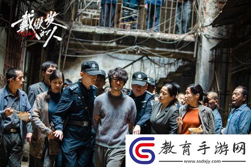 電影戴假發(fā)的人官宣定檔11月16日