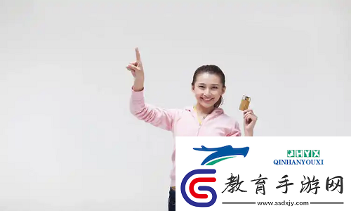 瞞著老公加班的HR中字