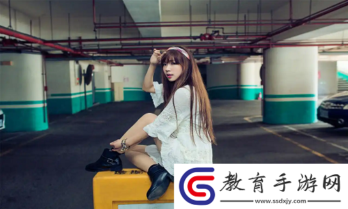 女學(xué)生被c扒衣服