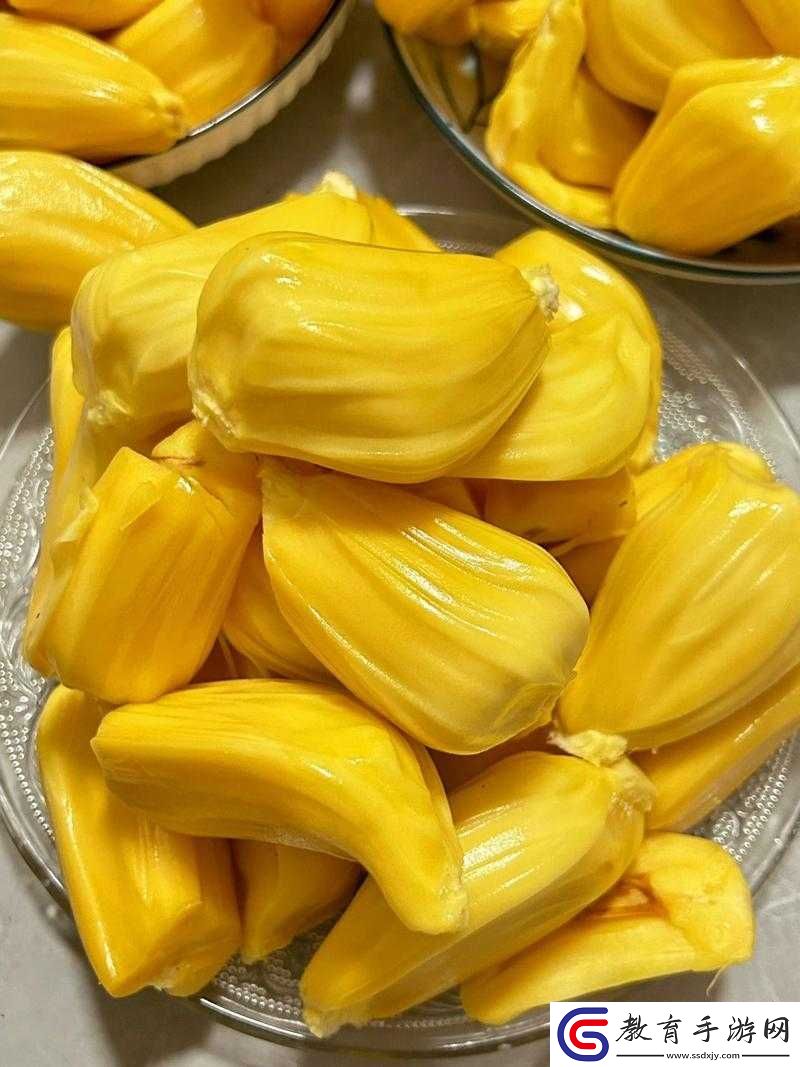 菠蘿菠蘿蜜視頻高清播放在線